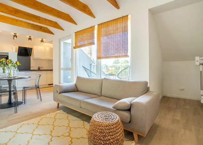 Apartament 3-zimmer-wohnung In Am Flughafen *