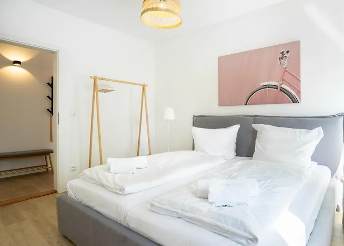 3-zimmer-wohnung In Am Flughafen * Hamburg