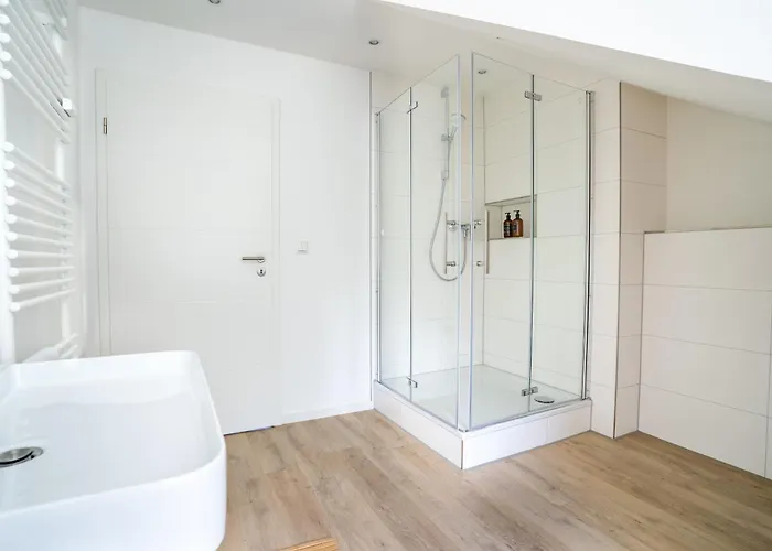3-zimmer-wohnung In Am Flughafen Apartament *